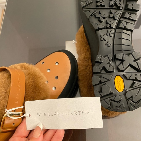 BRAND NEW Stella McCartney vegan fur & vegan leather sling back clogs - Picture 3 of 7